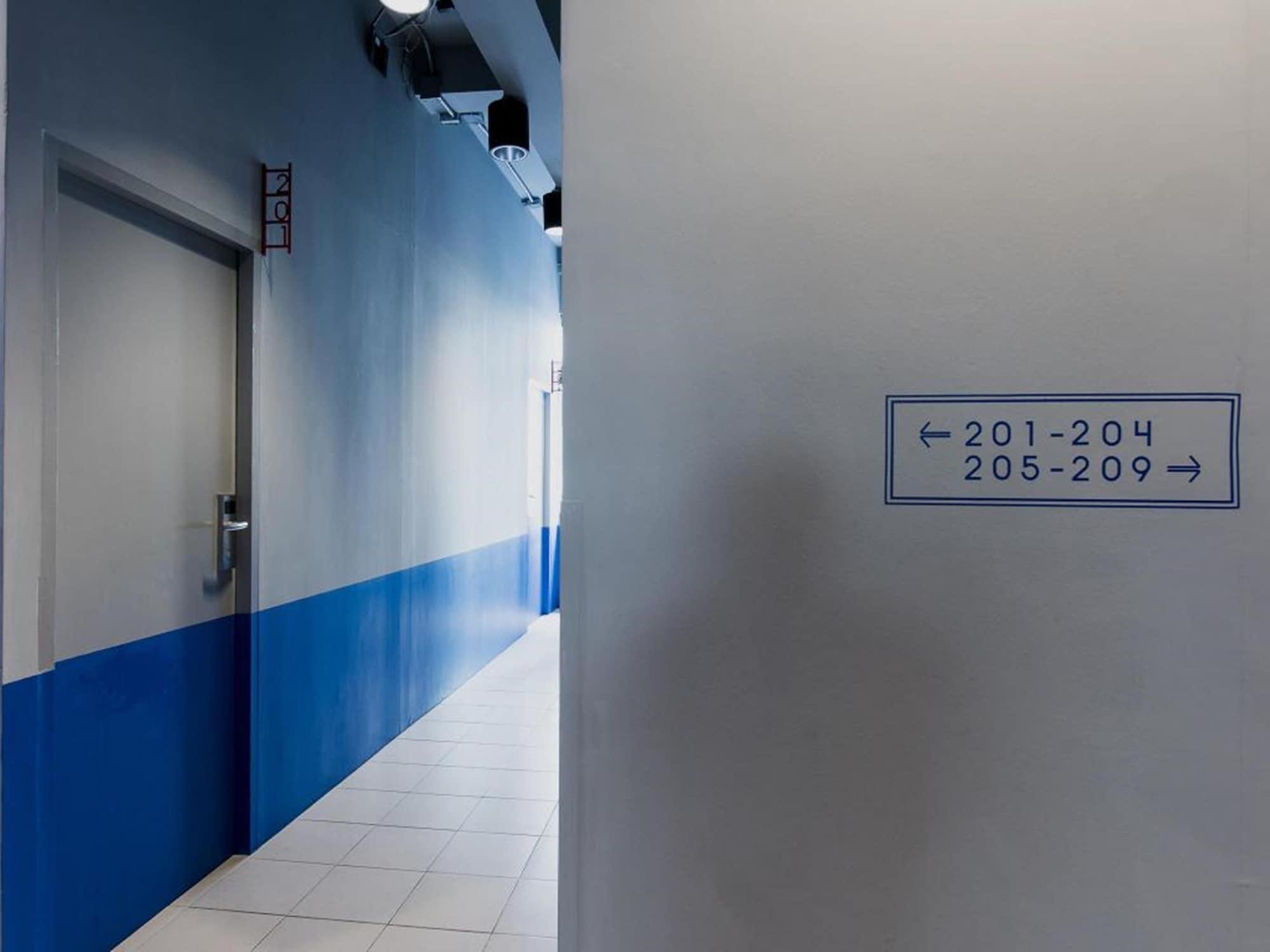 Loftel Station Hostel Bangkok Bagian luar foto