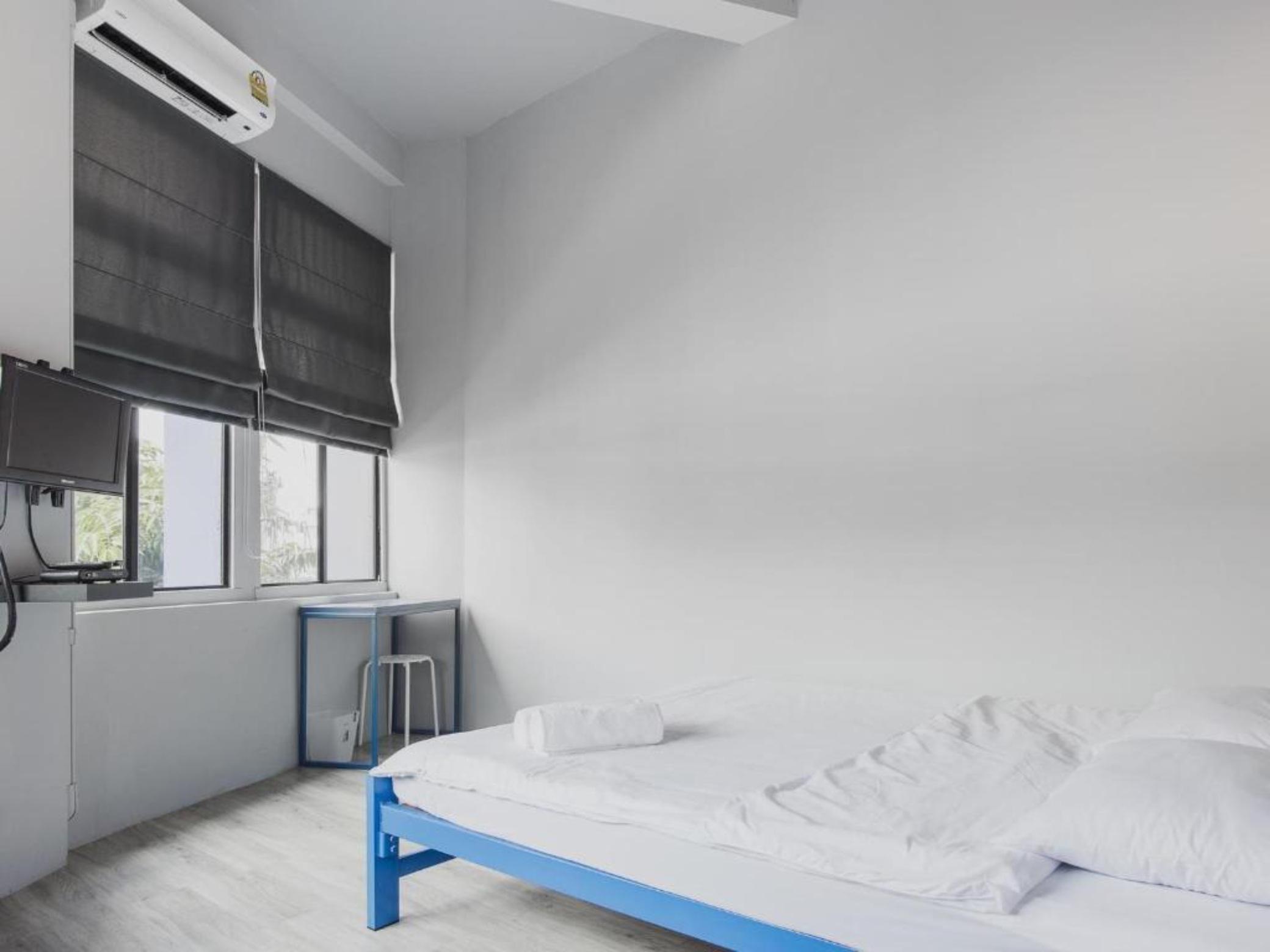 Loftel Station Hostel Bangkok Bagian luar foto