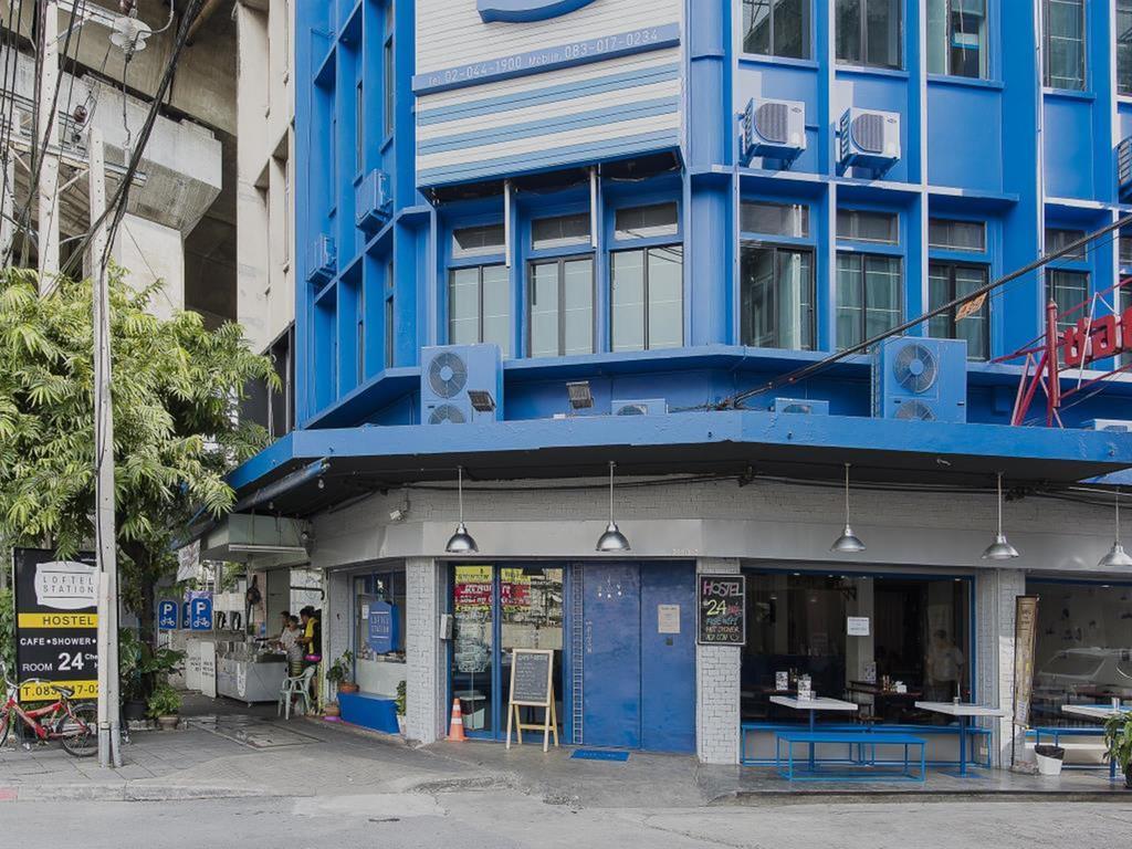 Loftel Station Hostel Bangkok Bagian luar foto