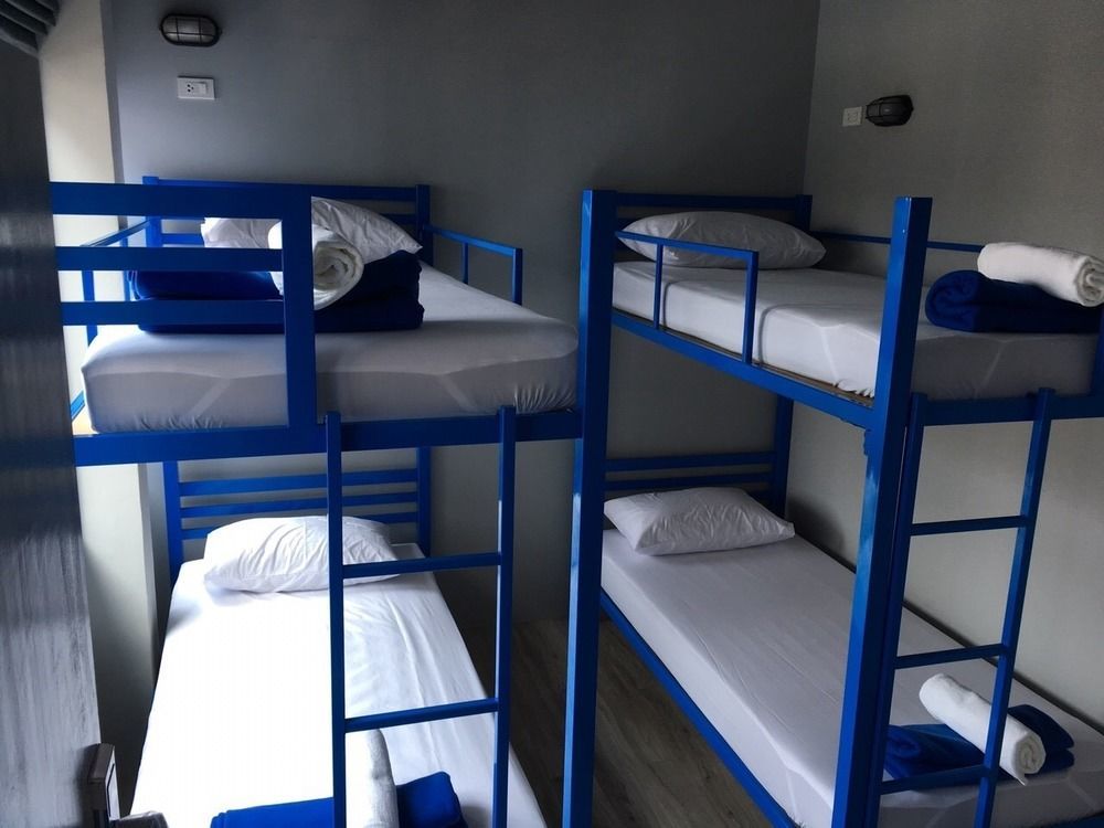 Loftel Station Hostel Bangkok Bagian luar foto